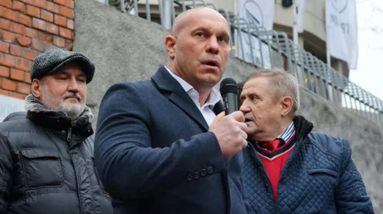 Pro-Russian former Ukrainian parliamentarian shot dead near Moscow