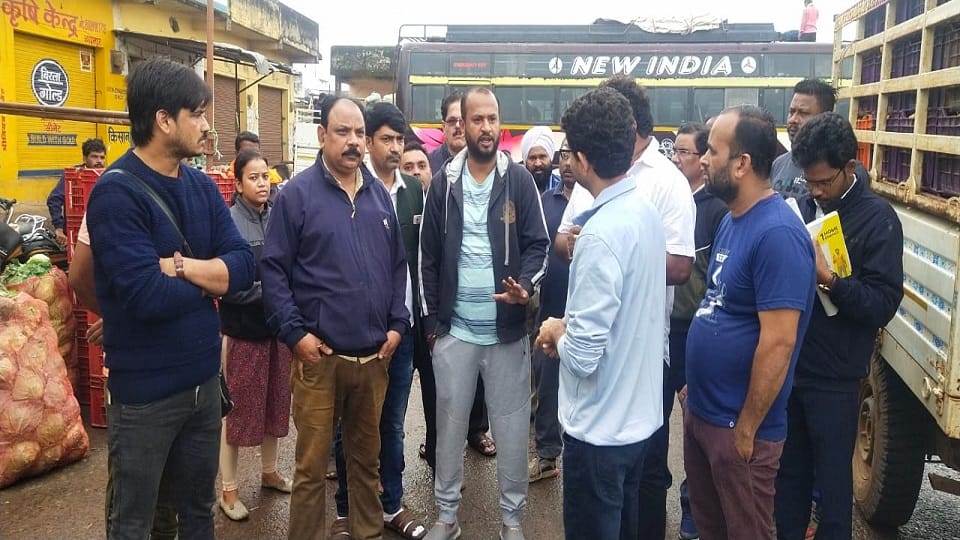 Jagdalpur Collector inspected Sanjay Bazaar area