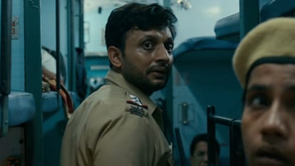 Joram Movie Review in Hindi By Pankaj Shukla Manoj Bajpayee Smita Tambe Tanishtha Zeeshan Ayyub Meghna Mathur