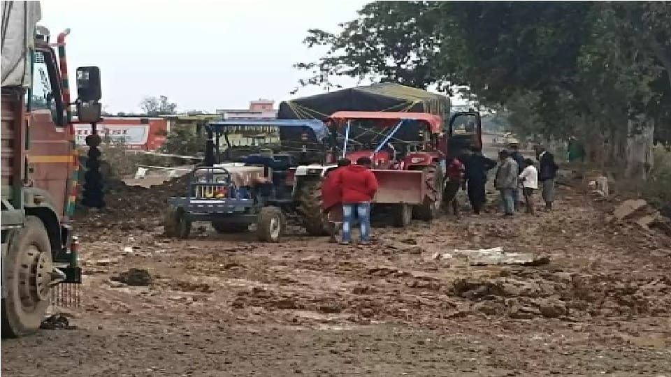 Bilaspur National Highway closed due to rain in kabirdham