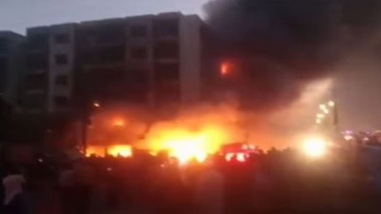 Delhi: Fire broke out in an auto spare parts warehouse on Nicholson Road in the Kashmere Gate