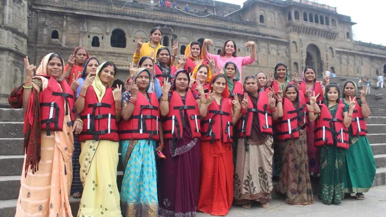 Sailor training being given to women in khargone