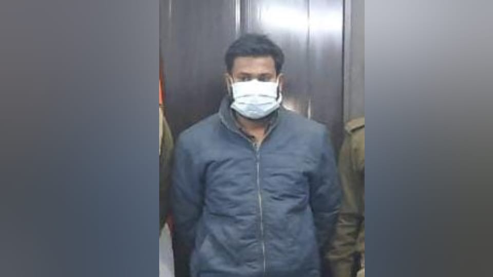 Mahadev betting app agent arrested in Varanasi shopkeeper suicide case IN Varanasi