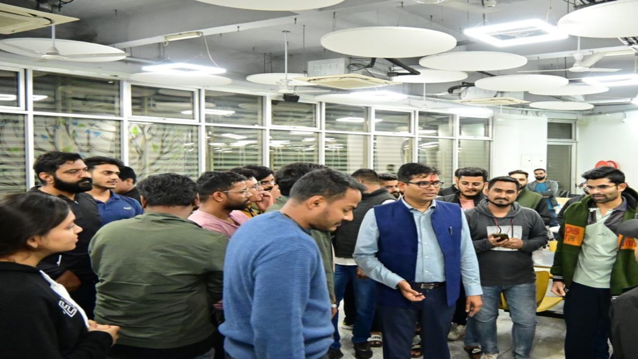 CG News: OP Chaudhary reached Nalanda campus, focused on necessary reforms and needs, discussed with students