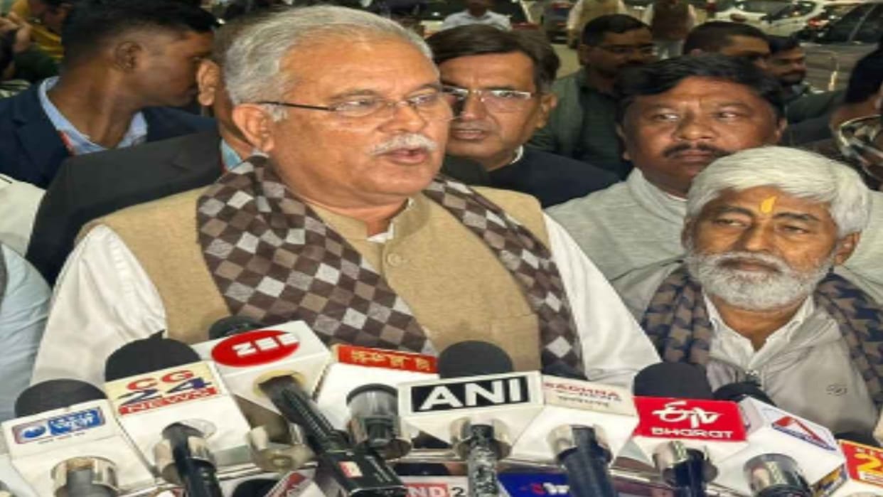 CG Politics: Bhupesh Baghel taunt on BJP, said - If you say something on EVM, they feel strongly; Why so?