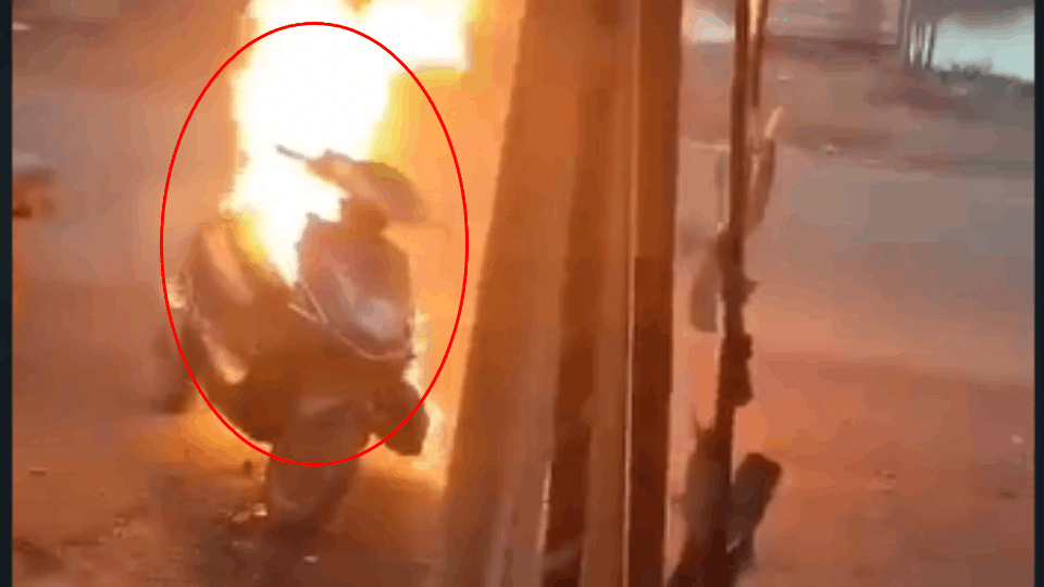 Scooty suddenly started burning in Korba