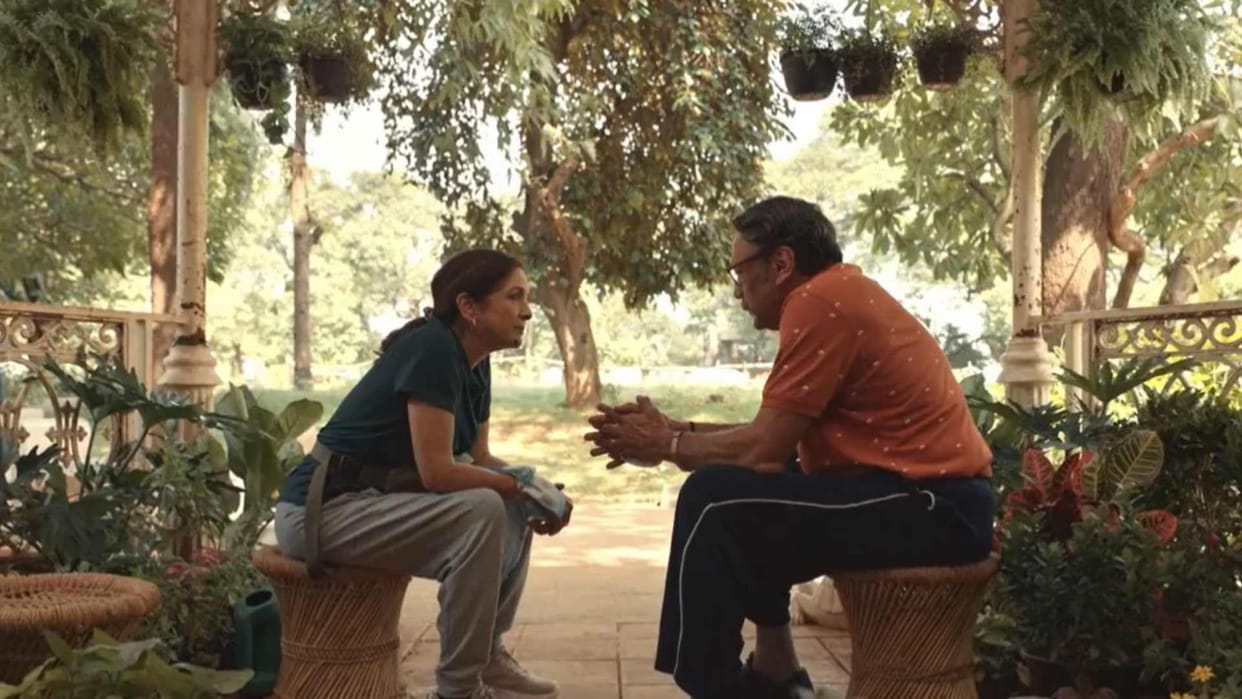 Mast Mein Rehne Ka Review in Hindi Jackie Shroff Neena Gupta Abhishek Monika Faisal Rakhi Vijay Maurya