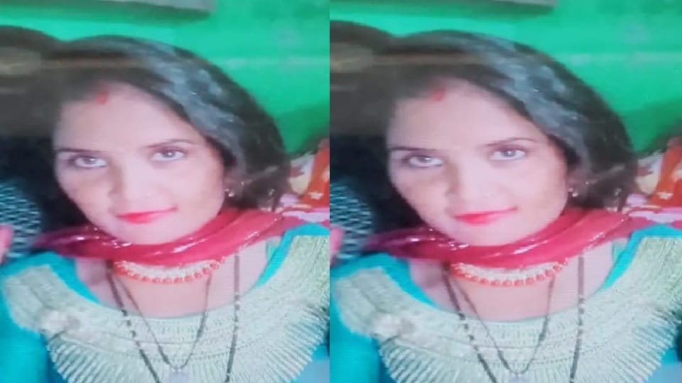 Woman death in Karnal, Family members said stomach ache day ago, health deteriorated after consuming medicine