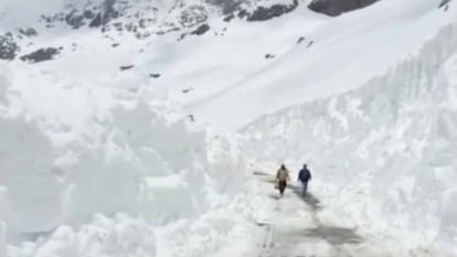 Sach Pass road closed for traffic, travel dangerous after snowfall
