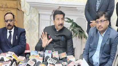 Himachal: मुकेश अग्निहोत्री बोले- पांच साल में देश का सबसे लंबा शिमला रोपवे, बस की तरह होगा सामान्य किराया Mukesh Agnihotri said - country's longest Shimla ropeway project will be ready after five years