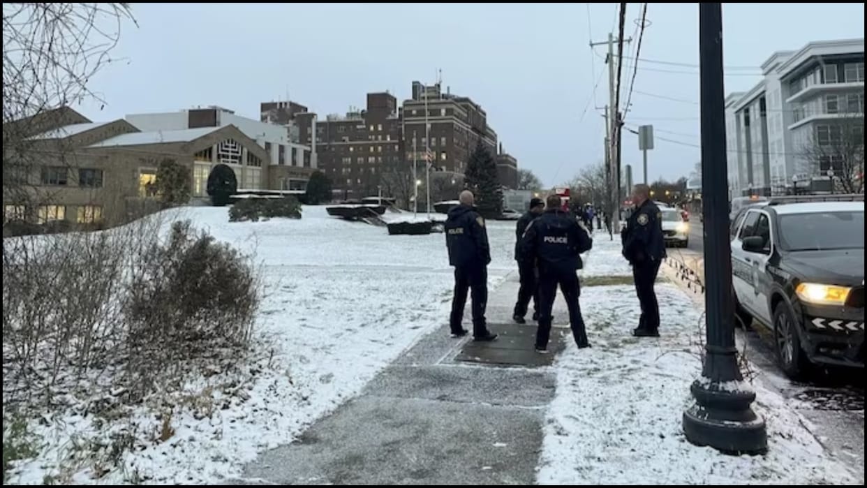 firing outside jewish temple accused was taken into police custody no casualties