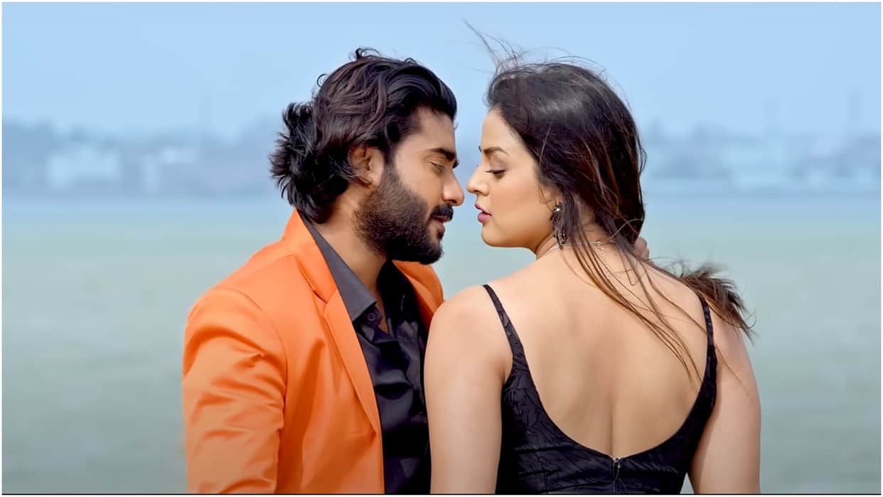 Hindustani Trailer Out: Pradeep Pandey Chintu Yamini Singh Dev Singh Bhojpuri Movie