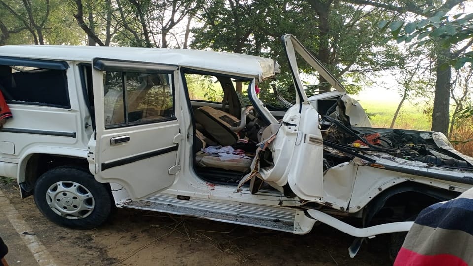 Three Died in road accident in Hisar: Accident occurred on Agroha Adampur road, youths returning from marriage