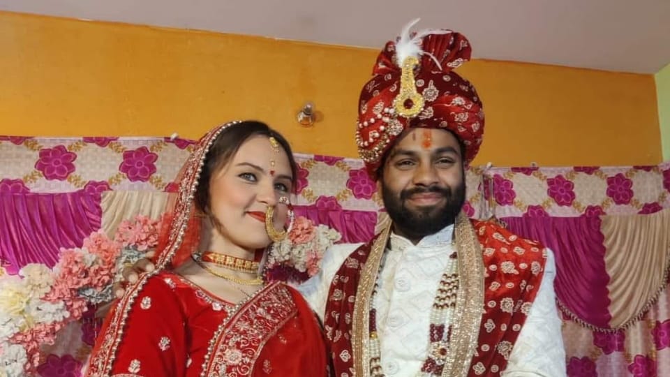 Uttarakhand Unique Love Marriage: Europe Rebecca became Meera for Indian Sandeep and Marry in Uttarkashi