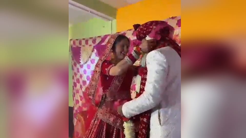Uttarakhand Unique Love Marriage: Europe Rebecca became Meera for Indian Sandeep and Marry in Uttarkashi