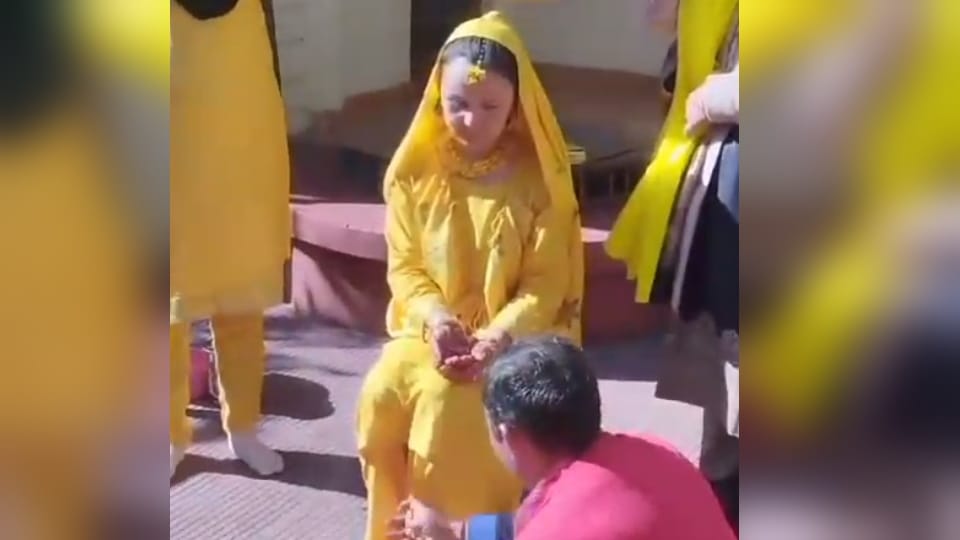 Uttarakhand Unique Love Marriage: Europe Rebecca became Meera for Indian Sandeep and Marry in Uttarkashi