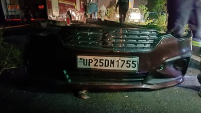 Bareilly Accident : बरेली-नैनीताल हाईवे पर डंपर से टकराई कार, गाड़ी में सवार पांच लोगों की मौत की आशंका Bareilly: Fire breaks out after car collides with dumper, fear of death of five people in the car