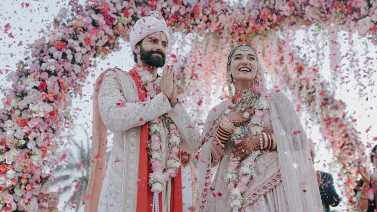 Mukti Mohan Kunal Thakur Wedding Pictures Viral On Social Media Fans And  Stars Also Congratulated See Photos - Entertainment News: Amar Ujala - Mukti  Mohan:अभिनेता कुणाल ठाकुर संग परिणय सूत्र में बंधीं