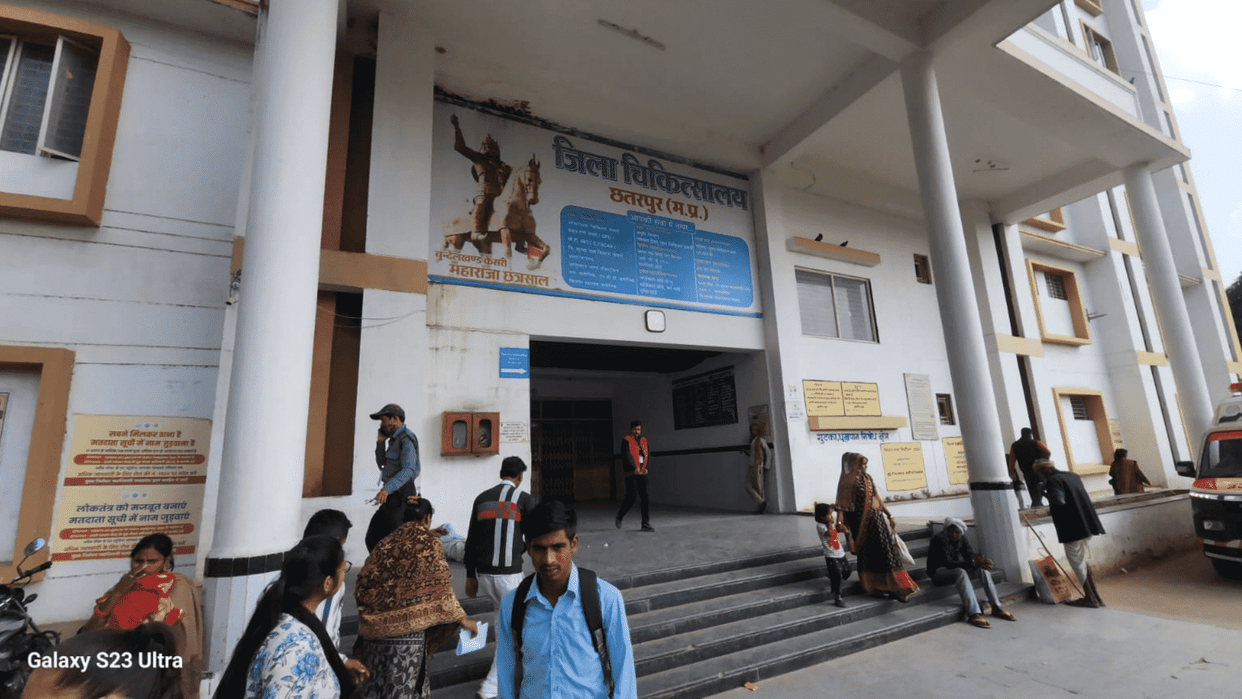 Newborn thrown in dustbin in Chhatarpur