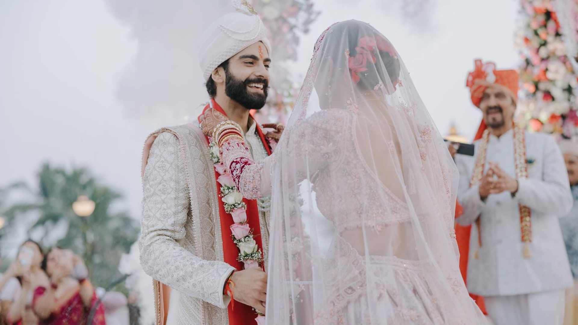 Mukti Mohan Kunal Thakur wedding pictures viral on social media Fans and stars also congratulated see photos