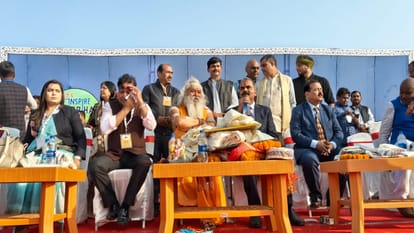 Bihar: बेगूसराय में IPS विकास वैभव का 'नमस्ते बिहार'; कहा- विकसित राष्ट्र बनाने में युवाओं की होगी अहम भूमिका Namaste Bihar program IPS Vikas Vaibhav says Bihar youth will play important role in making developed nation