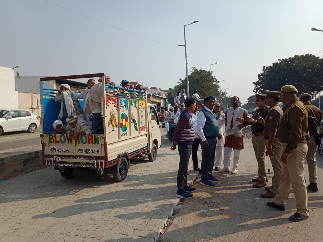 Nutima controversy: Tractor-trolleys going to Atul Pradhan Panchayat stopped, supporters rucks