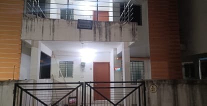 Bihar Police : woman murdered in sub-inspector's house in Gaya, police unable to find the dead body.