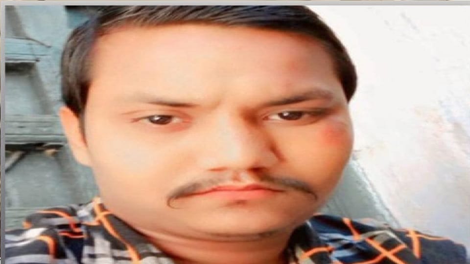 युवक का फाइल फोटो