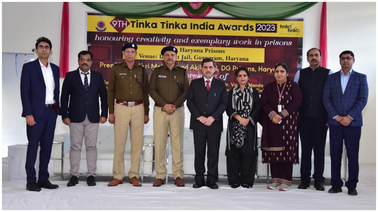HUMAN RIGHTS DAY Tinka Tinka India Awards: many jail inmates and many  jail officers awarded