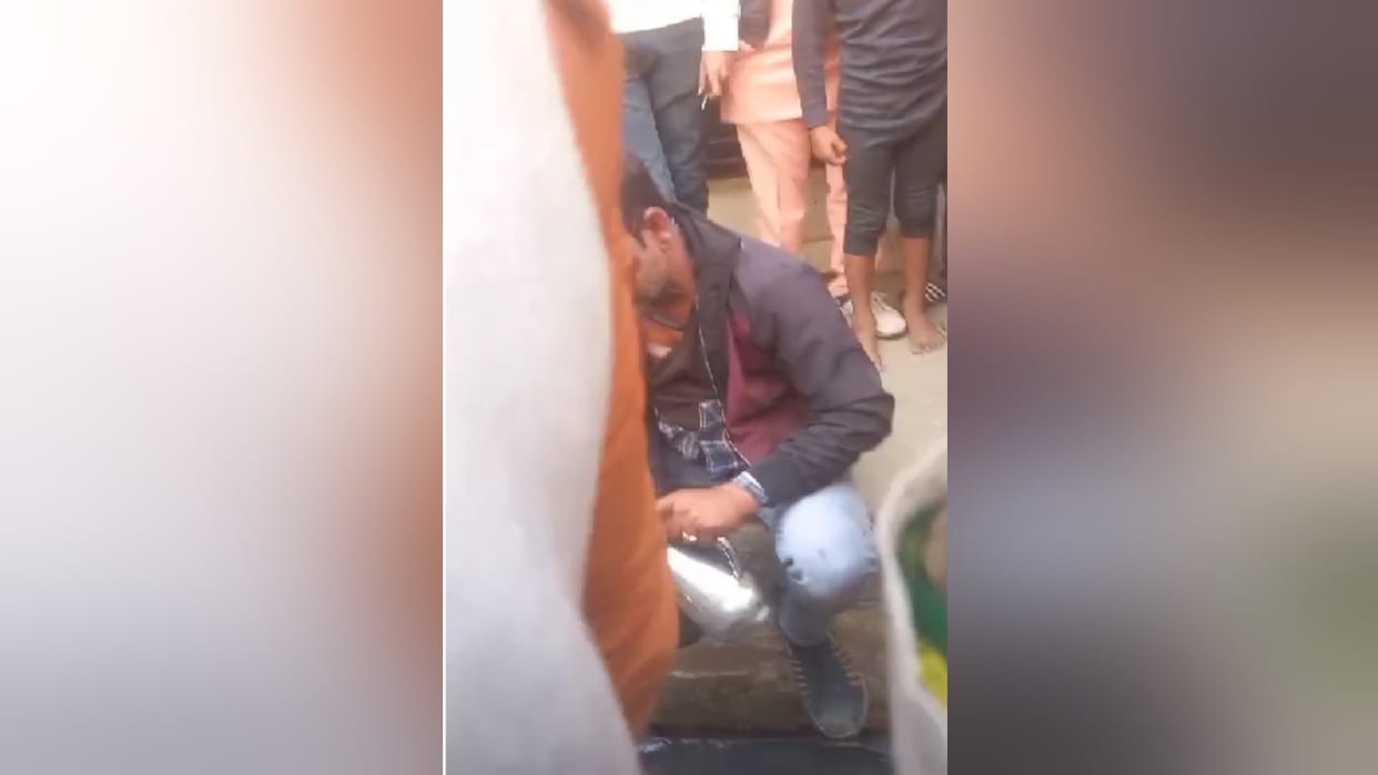 A young man was beaten up in a love affair case in Saharanpur and video viral
