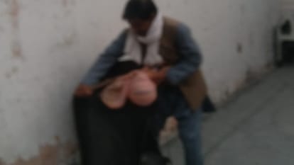 UP: Camped at lover's house for marriage, lover family beat up the girl