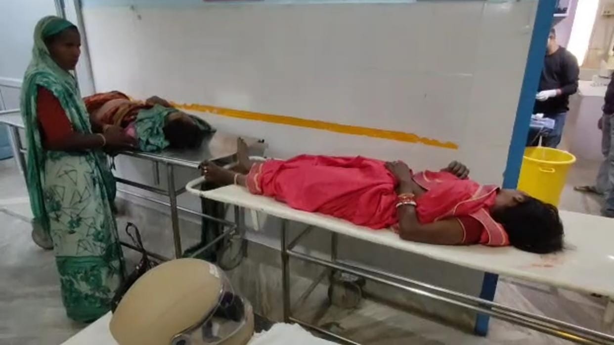 Fierce head on collision between two bikes in Begusarai, youth died, 4 injured including his mother and wife