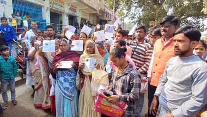 Fraud of crores of rupees from Amhara SBI Customer Service Center in Lakhisarai; bank accused of collusion