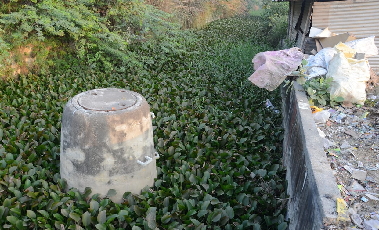Sewer line worth Rs 13 crore buried in canal, revealed due to water not reaching STP, now new proposal of Rs 3