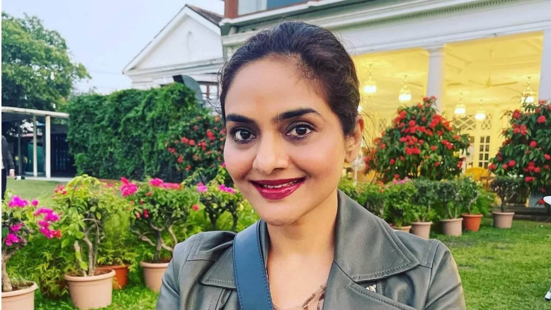 Madhoo remembers Phool Aur Kaante Film release and share bond with co star Ajay Devgn know her statement