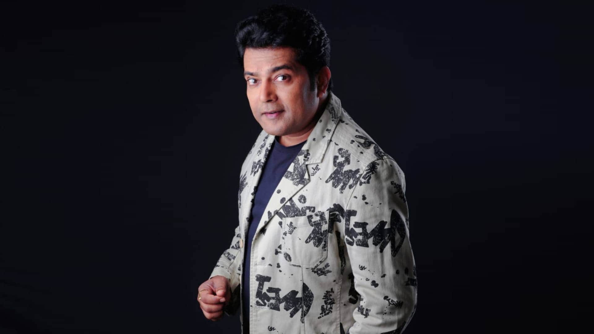 Navin Prabhakar interview Standup comedian says If your old friend still with you its real success certificate