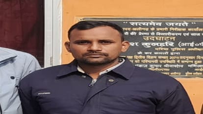 Aligarh News: गोपी ओवर ब्रिज के पास से गैंगस्टर का आरोपी गिरफ्तार, भेजा जेल Gangster accused arrested near Gopi over bridge in Aligarh