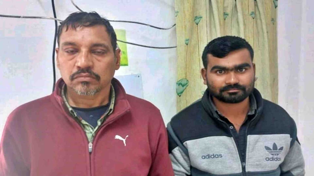 Sirohi police arrested two accused wanted in Excise Act