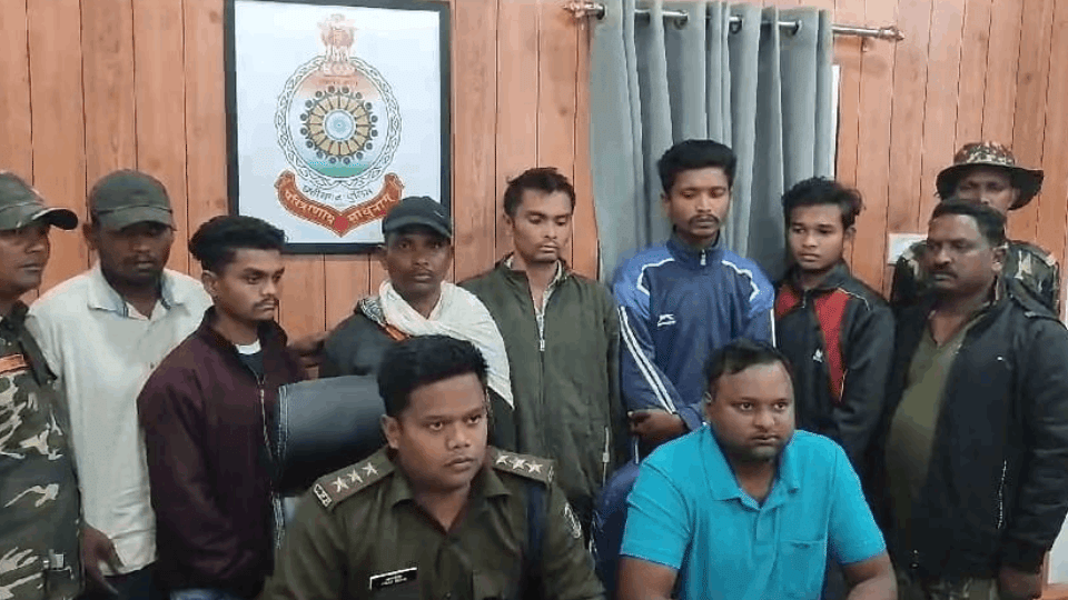 पुलिस की गिरफ्तर में आरोपी