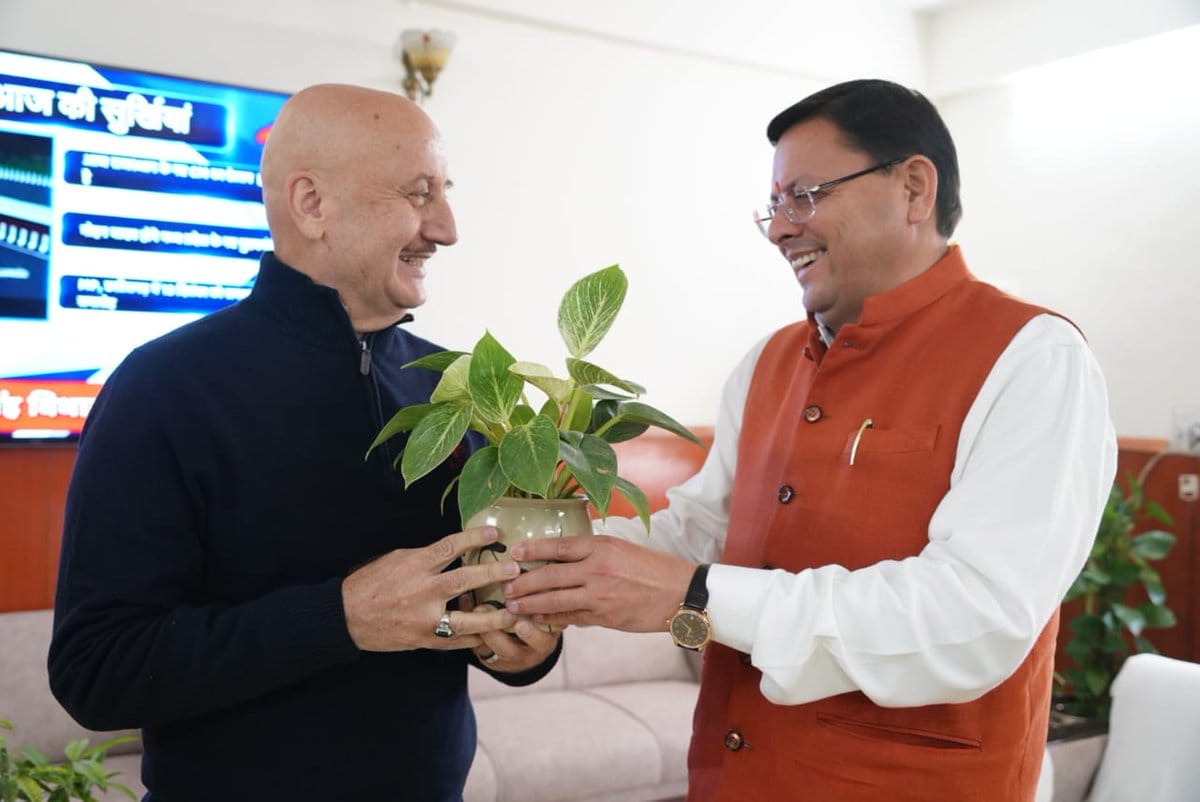 Uttarakhand News Bollywood Actor Anupam Kher Meets CM Pushkar singh dhami