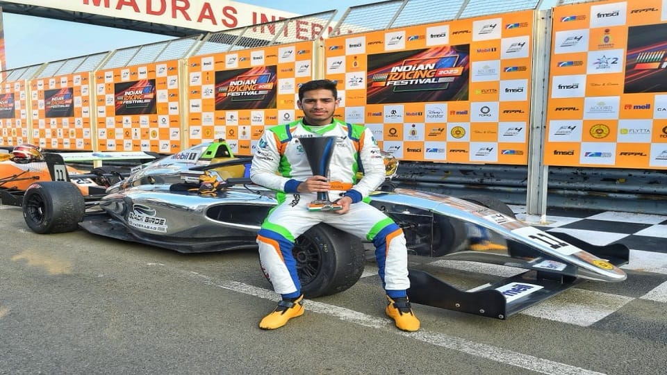 Agra's Shahan  power of speed in Formula 4 Indian Championship two wins in car racing broke record