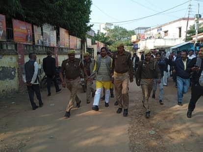 Sonebhadra: विधायक ने एक साल तक नाबालिग को धमकाया और करता रहा दुष्कर्म, पढ़ें- क्या है पूरा मामला? BJP MLA Ramdular Gond sentenced to 25 years in misdeed case read- what is the whole matter