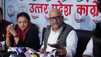 UP Congress: 15 दिसंबर से यूपी में परिवर्तन यात्रा निकालेगी कांग्रेस, गठबंधन का फैसला शीर्ष नेतृत्व पर UP Congress will start Parivartan Yatra from 15 December.