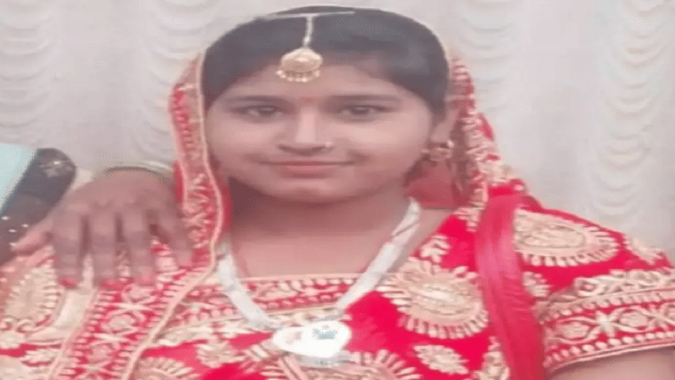 After removing the eyes of woman the empty space was covered with hair by doctors in budaun