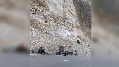 Yamunotri Highway: treatment work started on landslide zones formed at many places