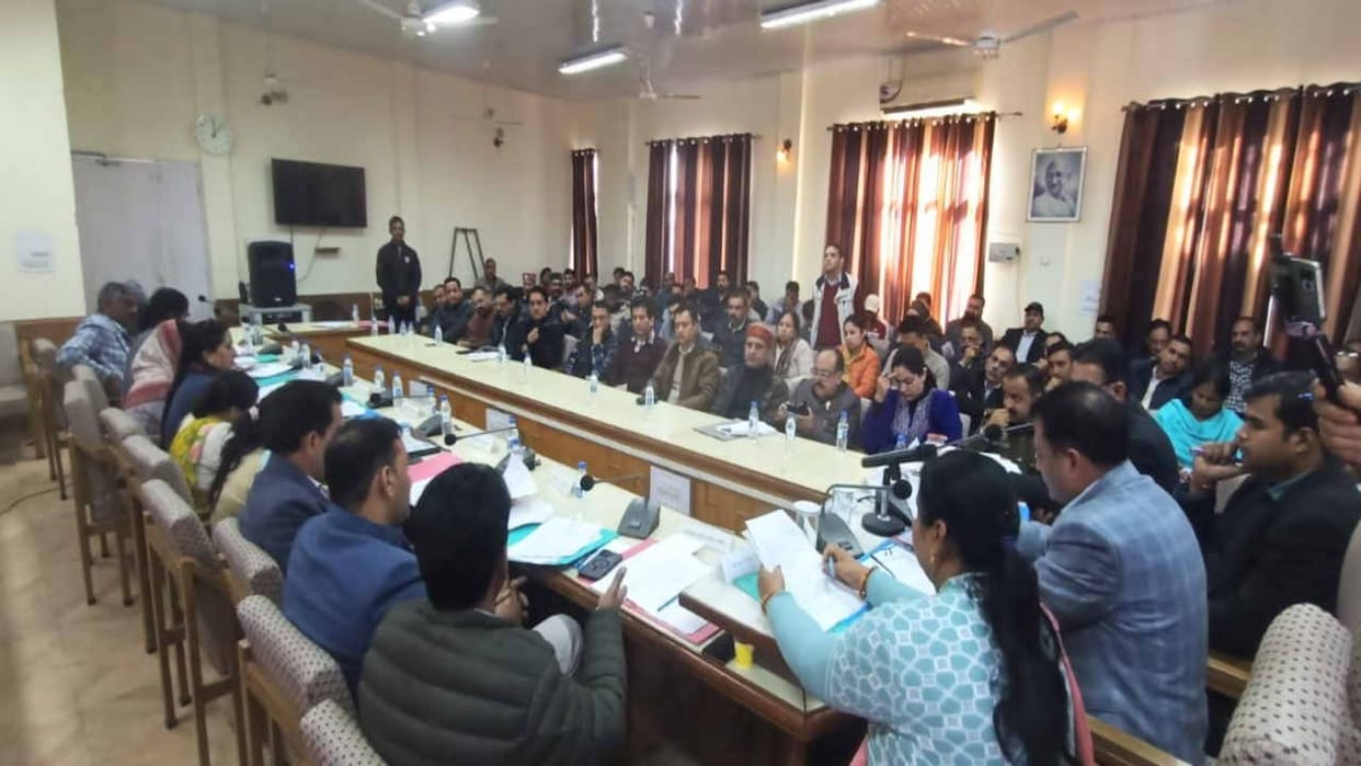 Issues of roads, water and electricity were discussed in the 13th quarterly meeting of the zila parishad