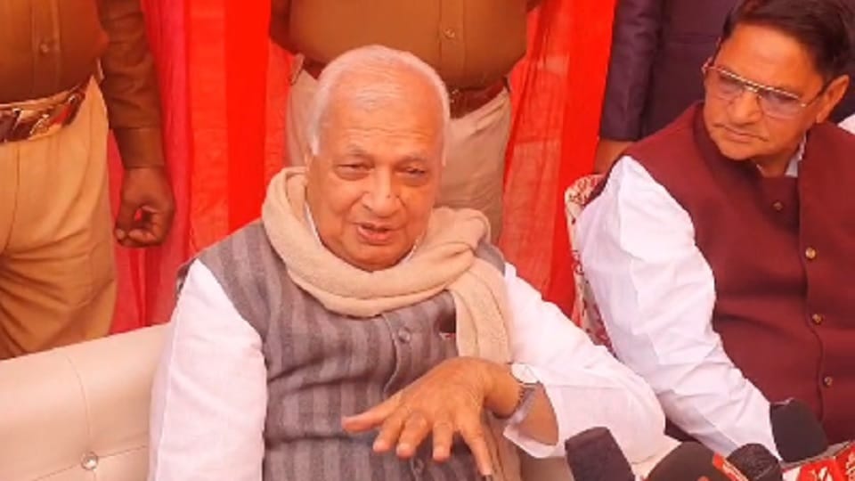 Governor Arif Mohammed Khan hits streets in Kerala amidst tensions with Left govt, SFI protests escalate