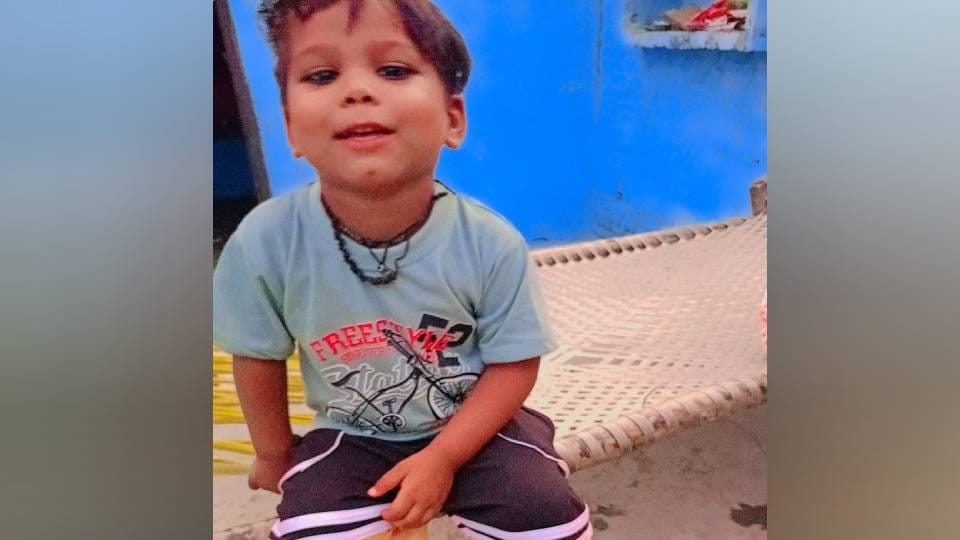 Five year old innocent died in collision with private bus in Etah