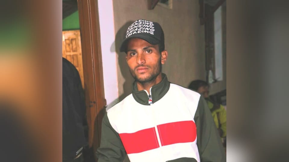 Dehradun Accident News Utility vehicle fell into a ditch one died on  Nagthat Road Kalsi