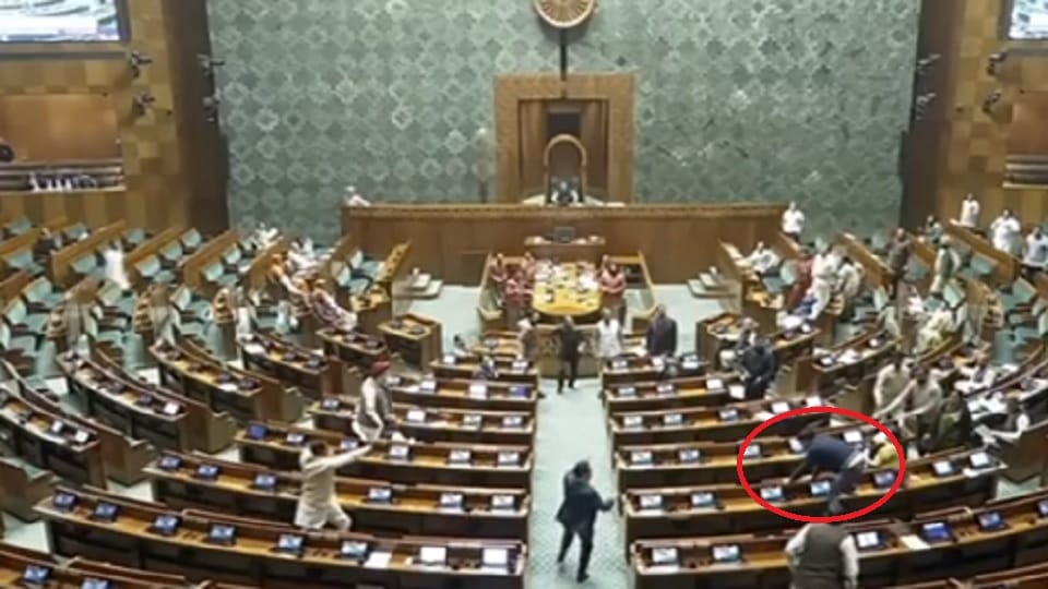 27 questions of suspends MP removed from question list of Lok Sabha